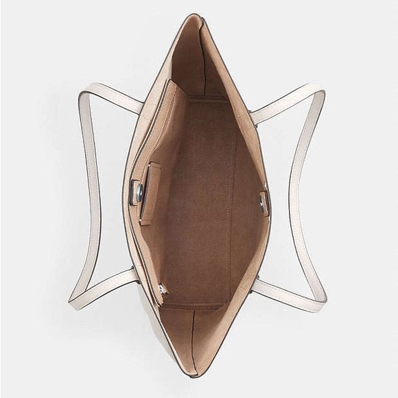 Coach Thea Tote Bag Leather Bag NWT‎ - Picture 8 of 8